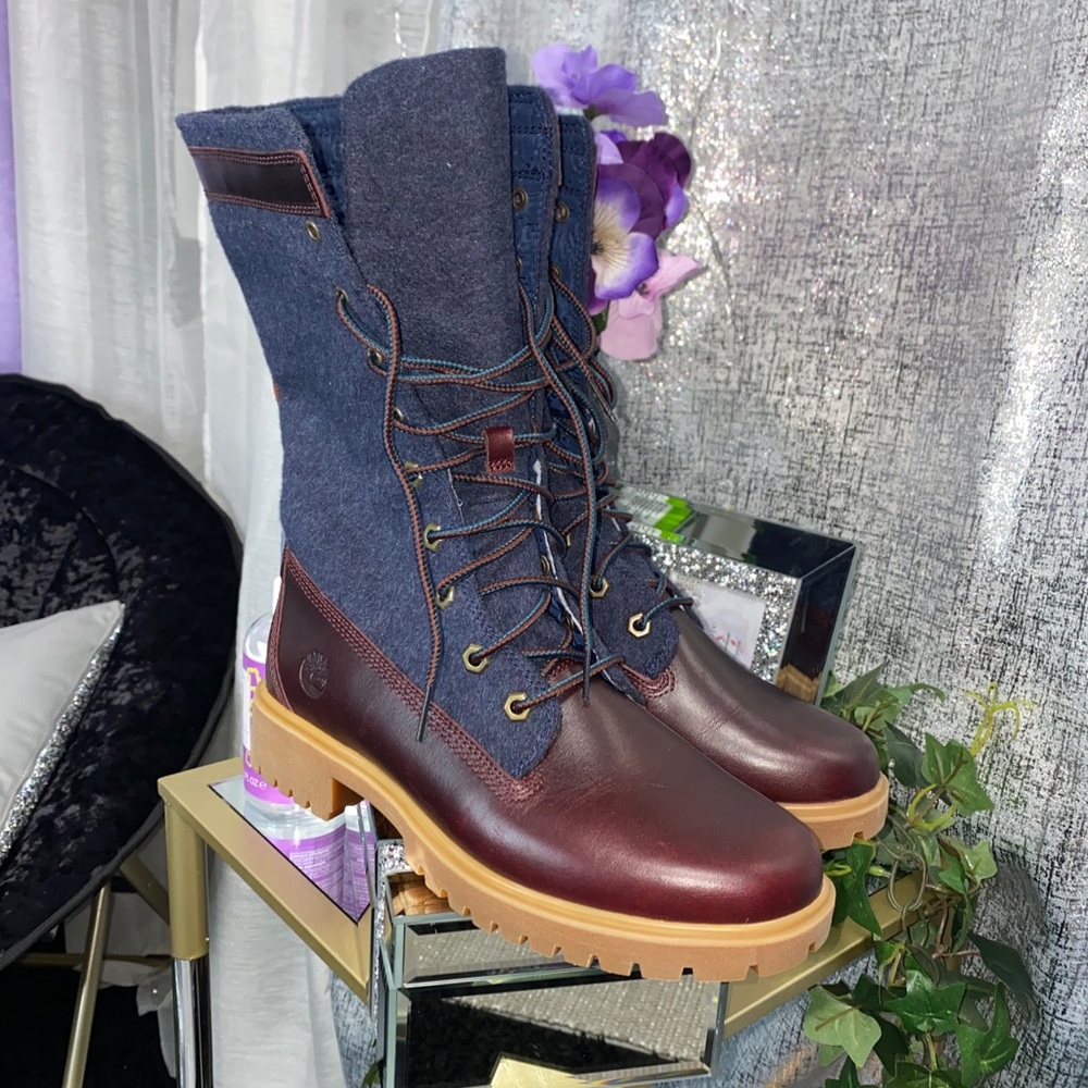 Timberland Boots - Picture 7 of 9